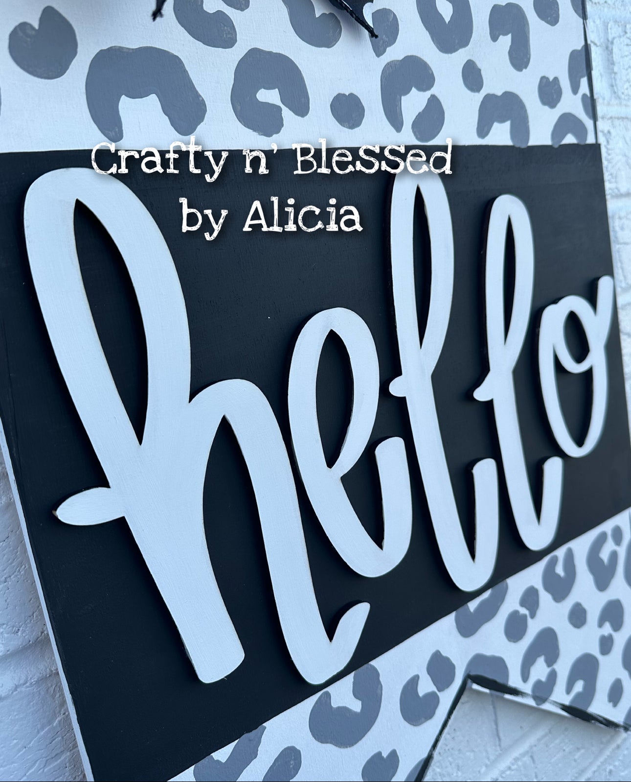 Gray Cheetah Hello Pendant Door Hanger