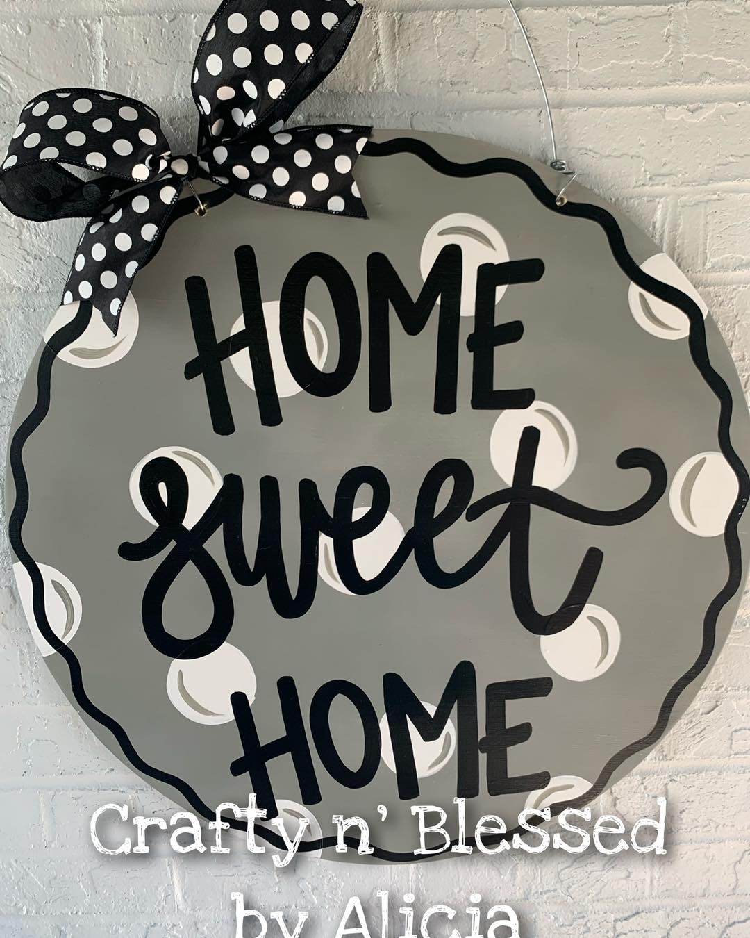 Home Sweet Home Polka Dot Round Door Hanger