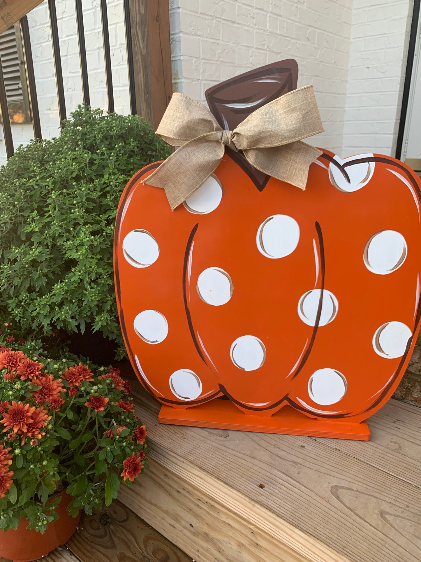 24" Standing Pumpkin