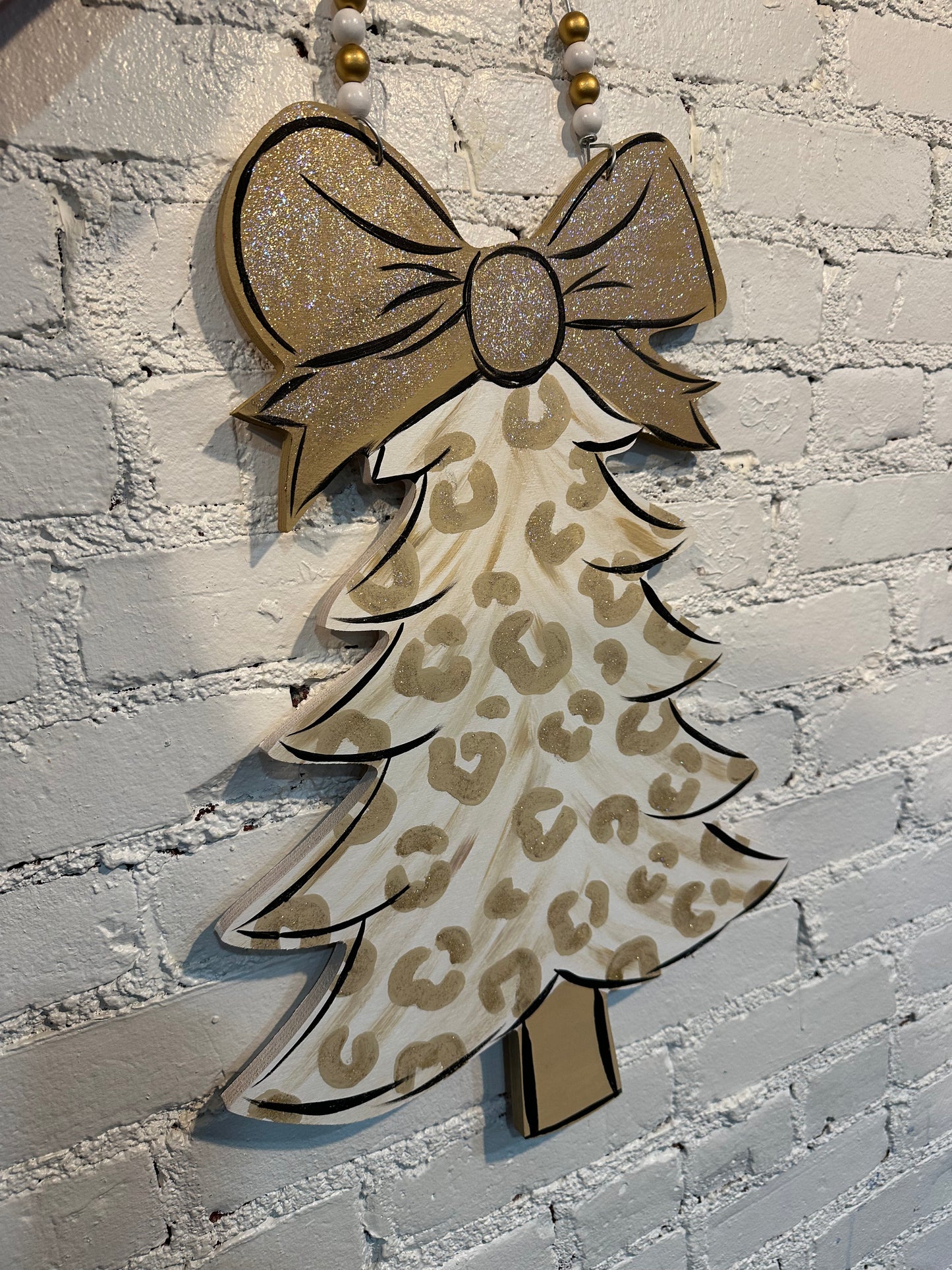 Bow Topped Cheetah and Gold Tree Door Hanger