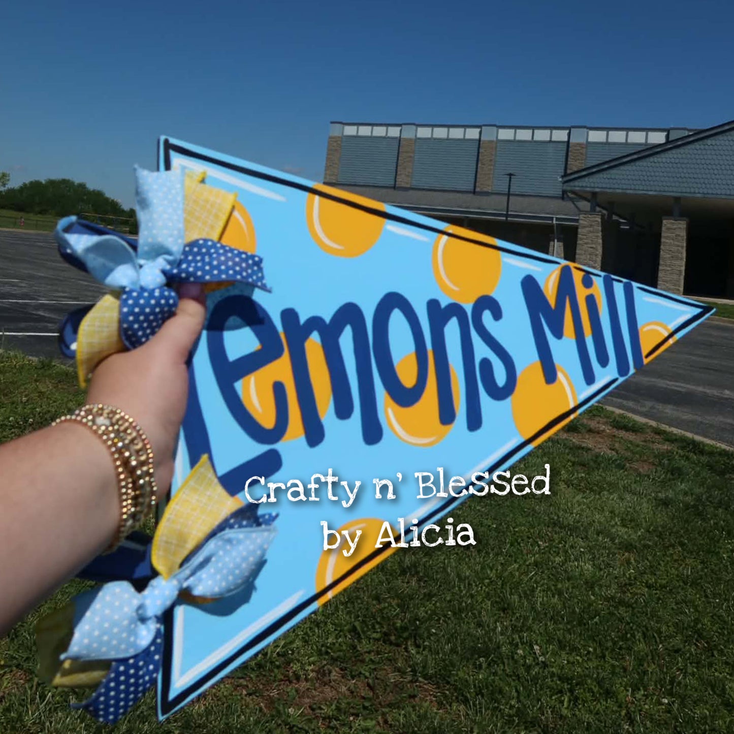 Pennant Custom Door Hanger
